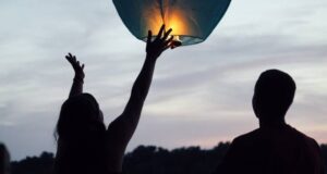 nea_chronia_neos_eaytos